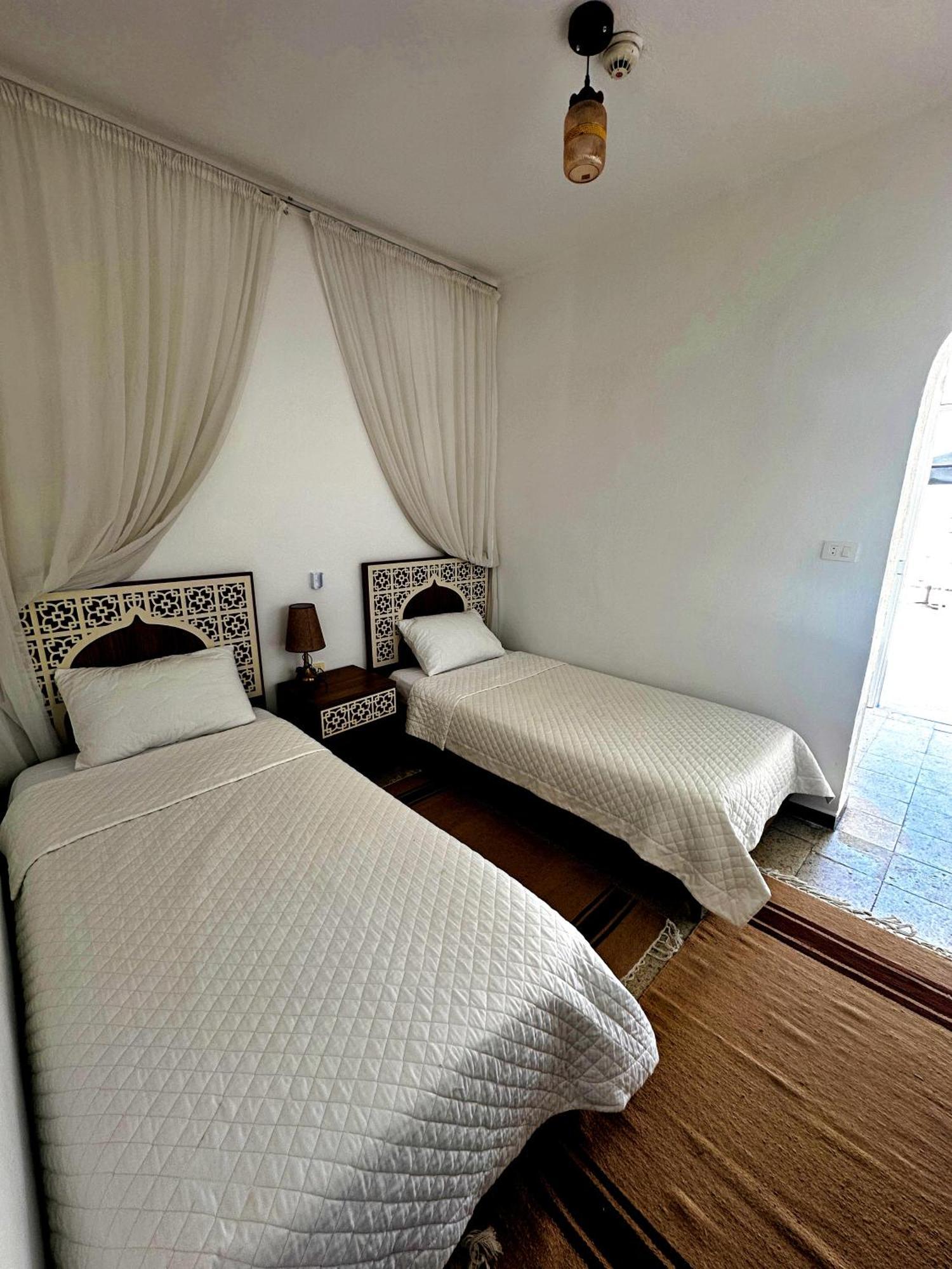 Hotel Paris 2*